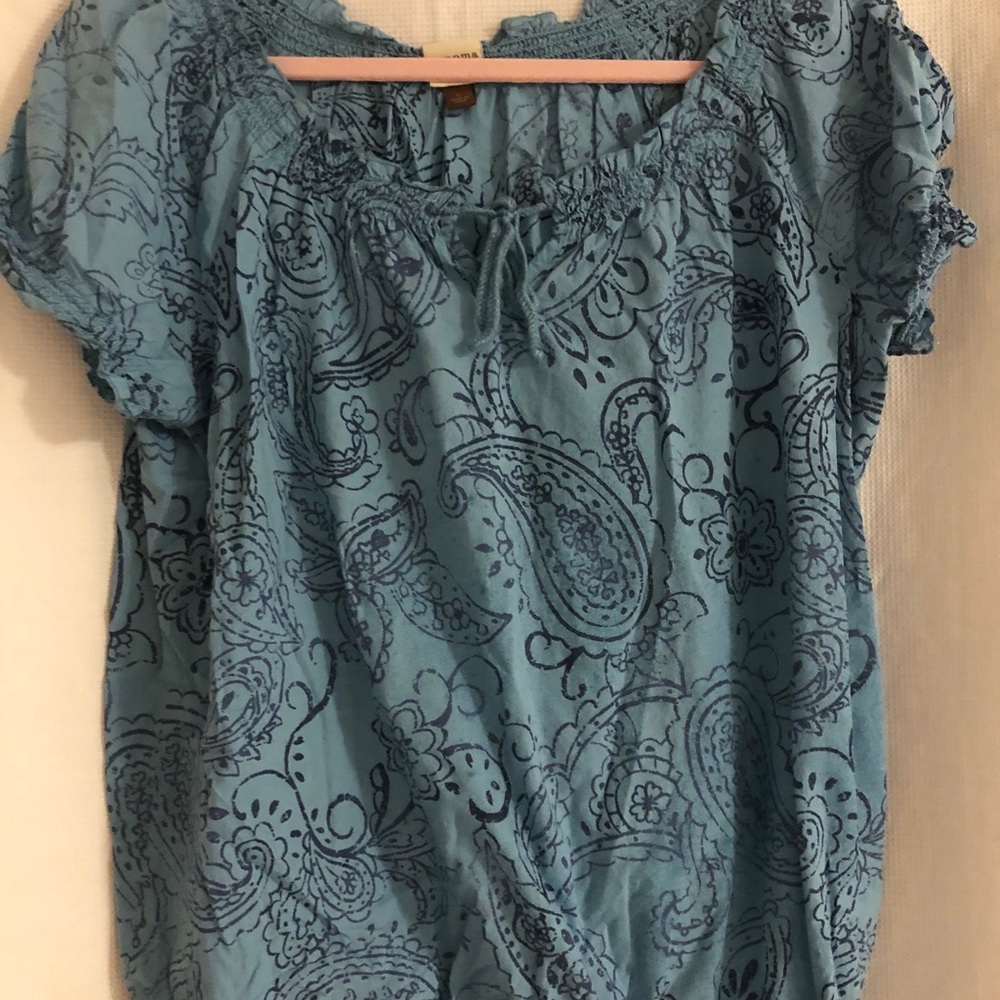Sonoma top. Size L